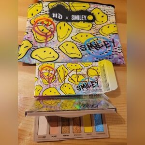 Urban Decay x Smiley Colorful Eyeshadow Pallette NIB